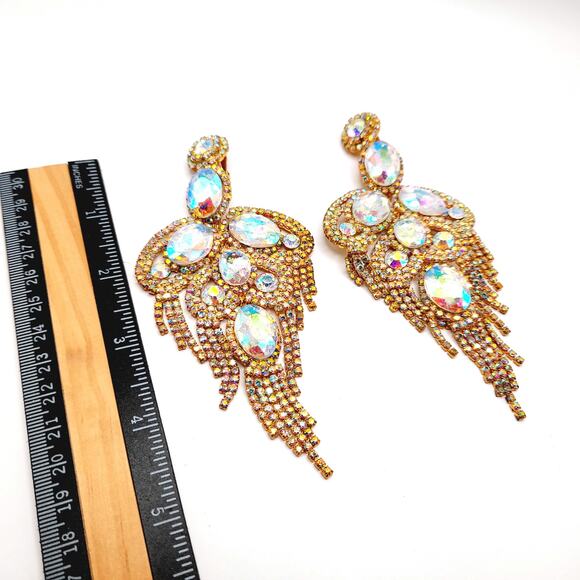 Runway Aurora Borealis Rhinestone Earrings Gold Tone Long Clip On Statement - Picture 5 of 9